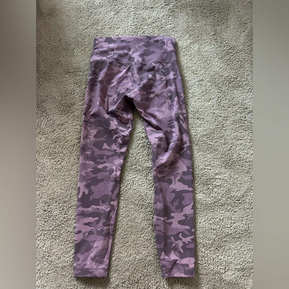 Lululemon Wunder Under High-Rise Tight 25" *Full-On Luxtreme
Incognito Camo Pink